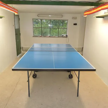 Apartments Benesov Nad Ploucnici *